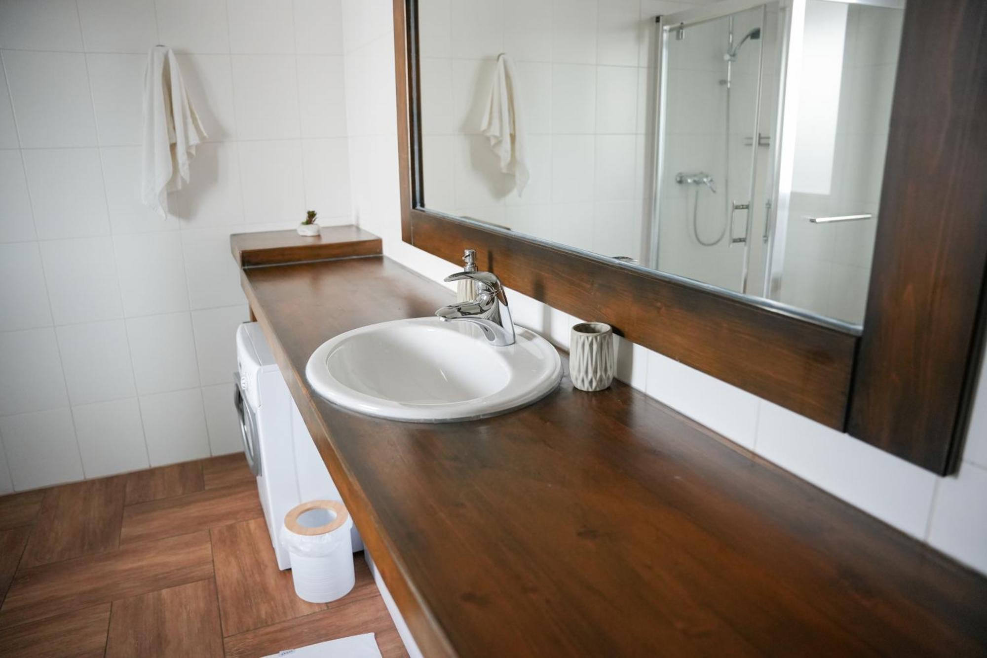 De Luxe S Vyhladom Na Lomnicky Stit Apartmán *